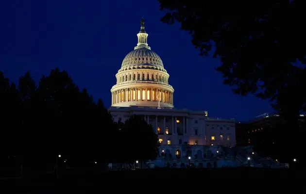 Схвалена в квітні Конгресом США підтримка призначена на тривалий період.